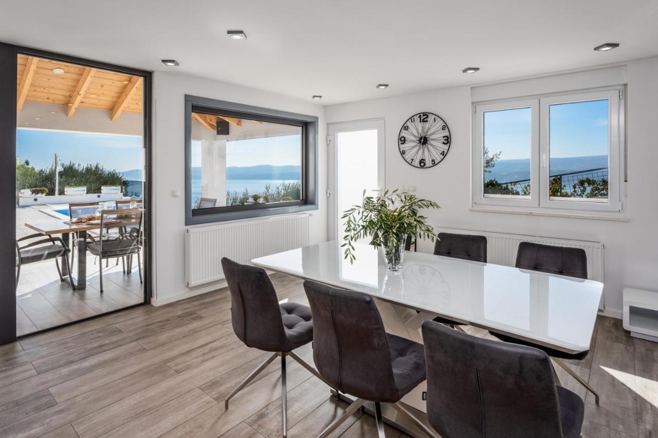 אומיס Villa Dream With Private Pool, 2 Bedrooms With En-Suite Bathrooms, Sea View מראה חיצוני תמונה