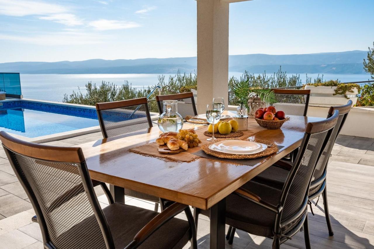 אומיס Villa Dream With Private Pool, 2 Bedrooms With En-Suite Bathrooms, Sea View מראה חיצוני תמונה