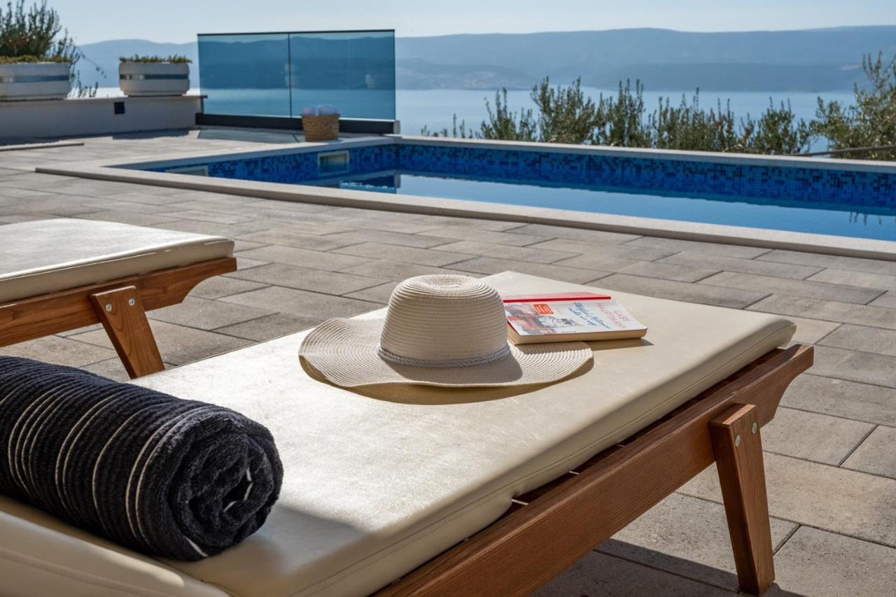 אומיס Villa Dream With Private Pool, 2 Bedrooms With En-Suite Bathrooms, Sea View מראה חיצוני תמונה